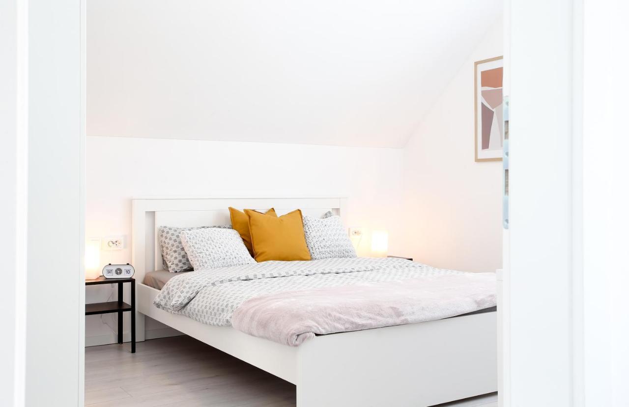 White Rooms Arena Zagabria Esterno foto